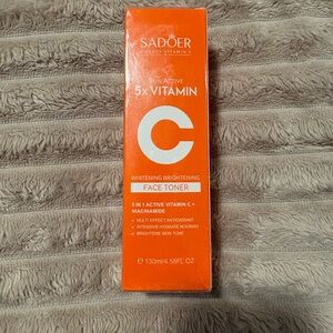 Sadoer Orange Whitening Brightening Face Toner